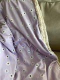 Lavender Daisy Floral Adult Throw (50x70 inches)
