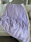 Lavender Daisy Floral Adult Throw (50x70 inches)