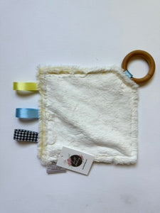 Golden Retriever Dog Crinkle Paper Teething Ring Toy