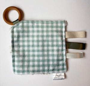 Sage Gingham Crinkle Paper Teething Ring Toy