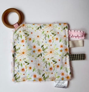 Soulful Sunflower Floral Crinkle Paper Teething Ring Toy