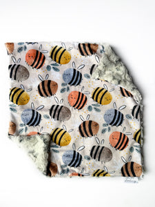 Bumble Bee Lovey (16x16 inches)
