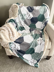 PREORDER Dreamy Green Hexagon Floral Adult Throw (50x70 inches)