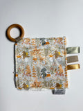 Baby in a Basket Crinkle Paper Teething Ring Toy